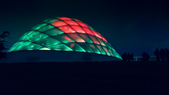 Dome green-red